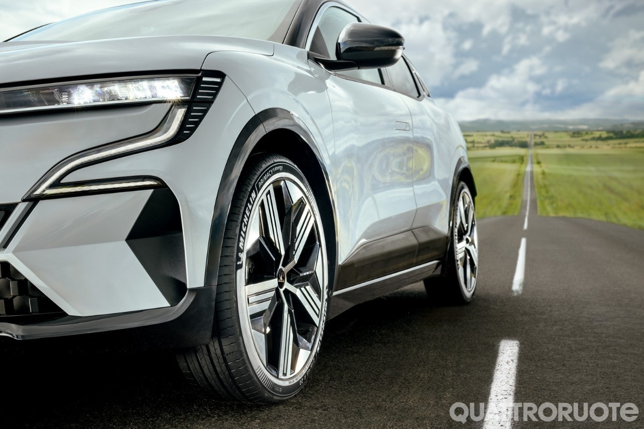 Michelin, la fabbrica high-tech di Cuneo sforna due nuovi pneumatici estivi