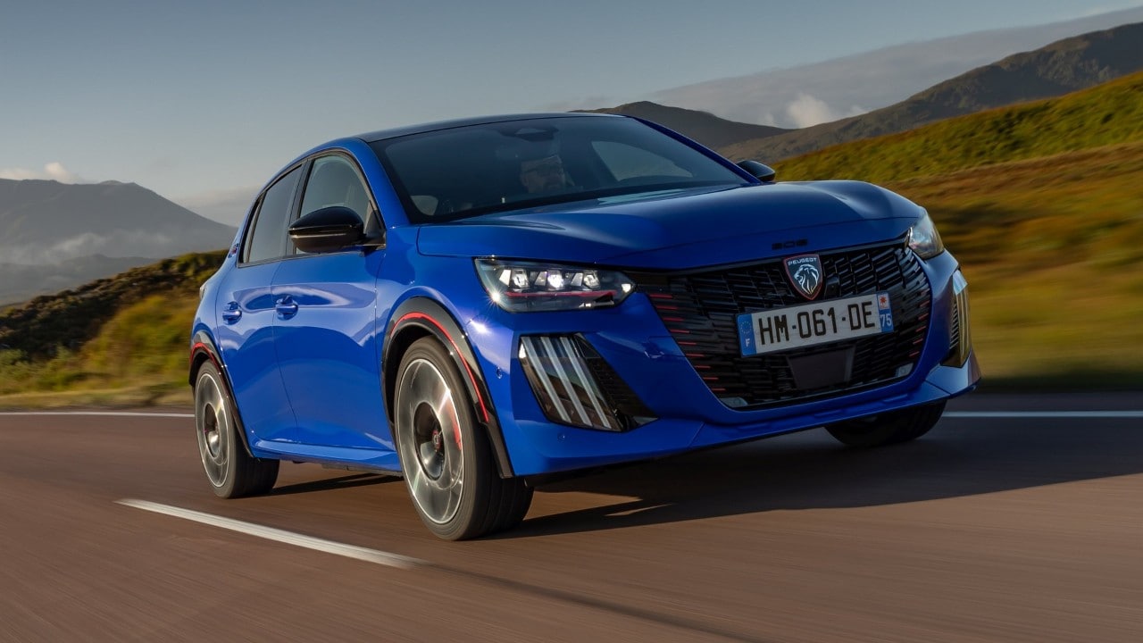 Peugeot 208 e-GTi: zero pistoni, stessa voglia di far divertire